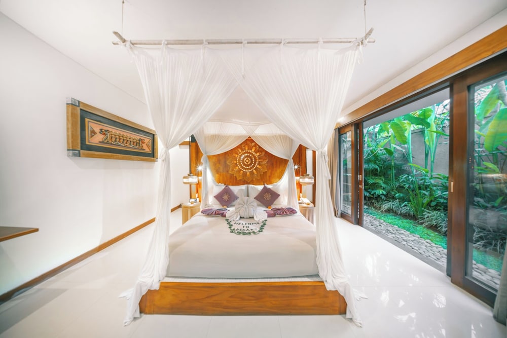 Grand Two Bedroom Villa With Private Poo photo 2