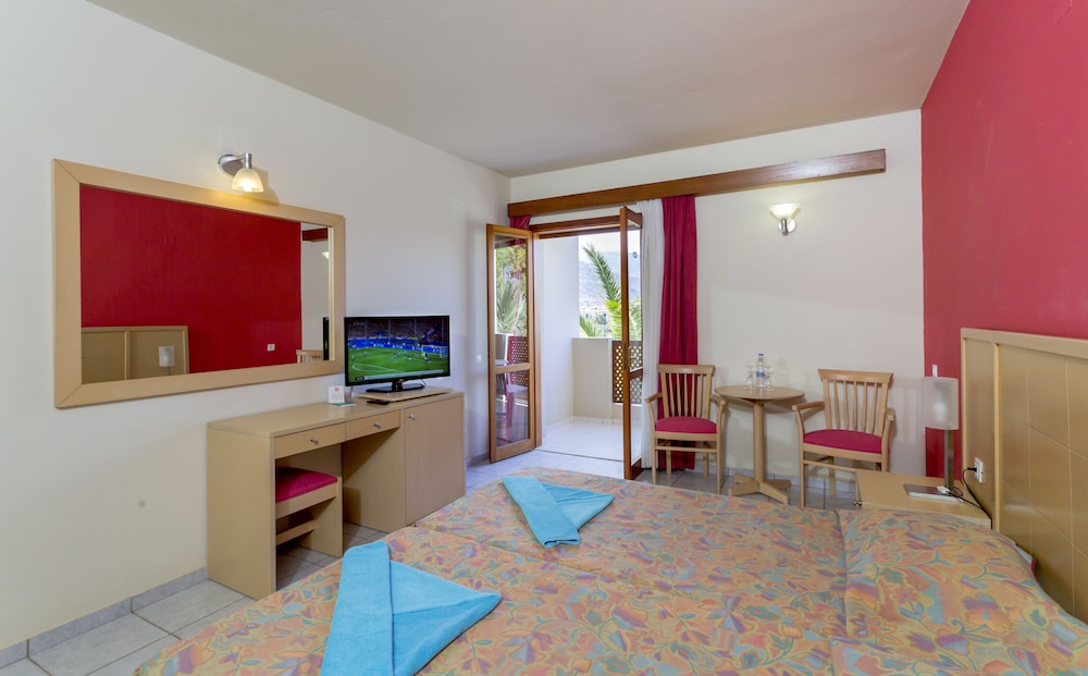 Standard Room, 1 Bedroom, Garden View