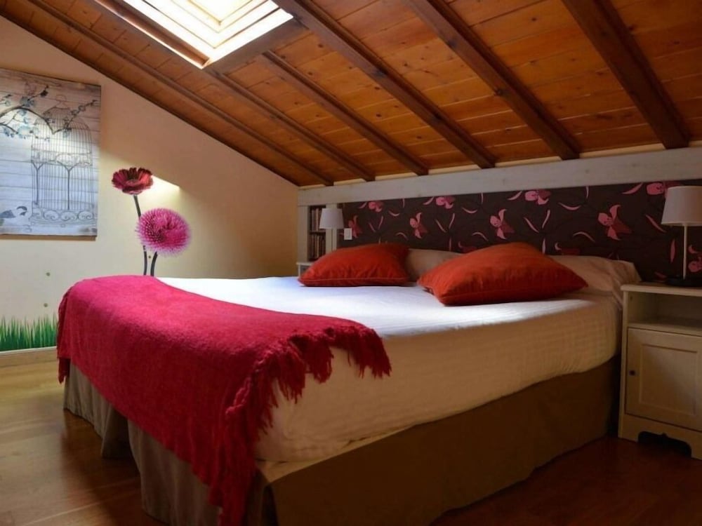 Double or Twin Room, Ensuite (h 4) photo 2