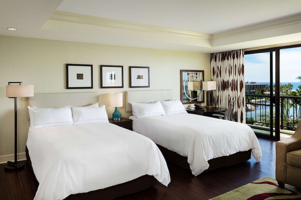 Palace Family Suite, 1 King Bed And 2 Queen Beds, Resort View