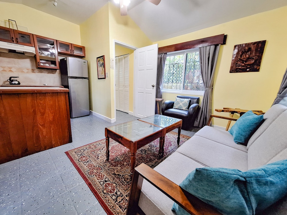 Standard Cabin, 1 Queen Bed, Non Smoking, Kitchenette