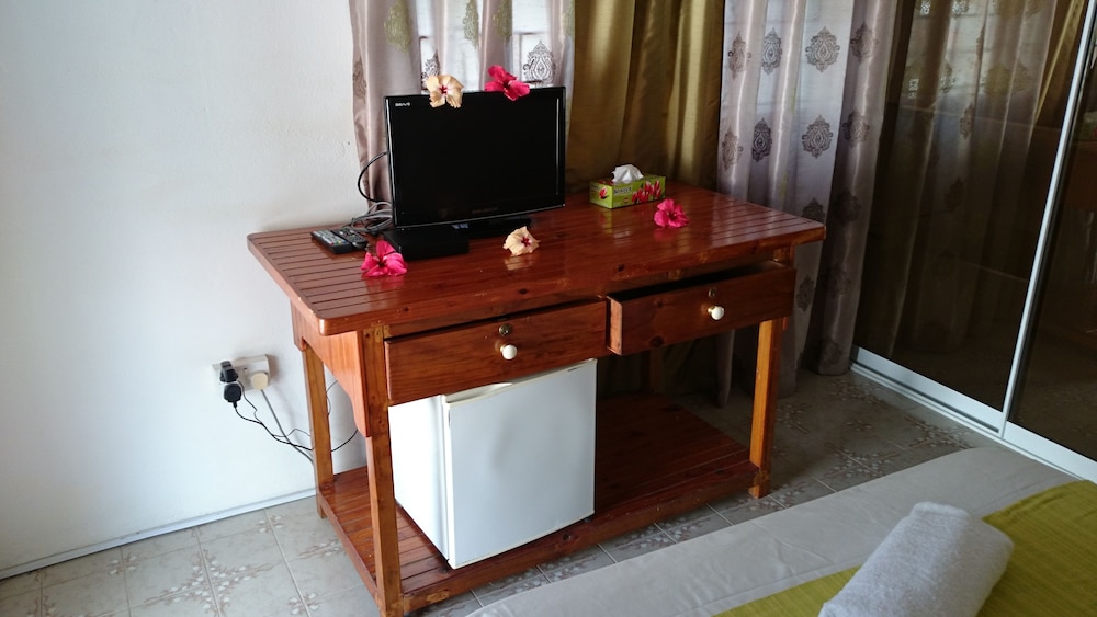 Family Double or Twin Room, Shared Bathroom