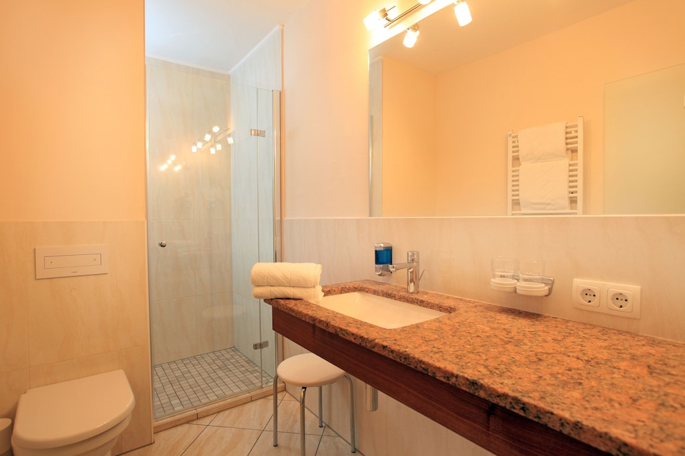 Standard Double Room, 1 Queen Bed, Balcony, South View