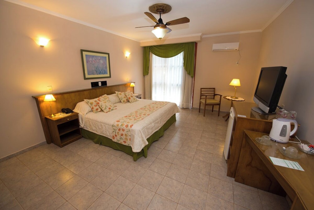 Comfort Room, 1 Bedroom, Garden View
