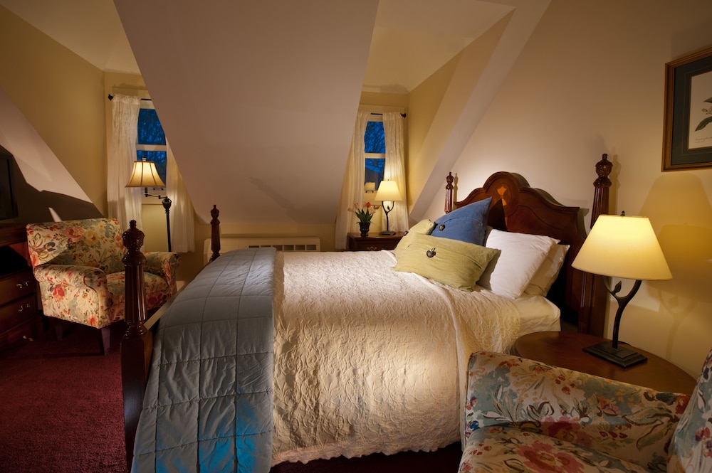 Country Inn Room, 1 Queen Bed photo 2