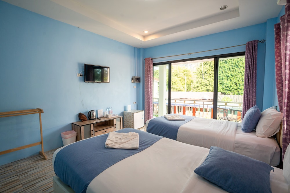 Standard Twin Room, Garden View photo 2