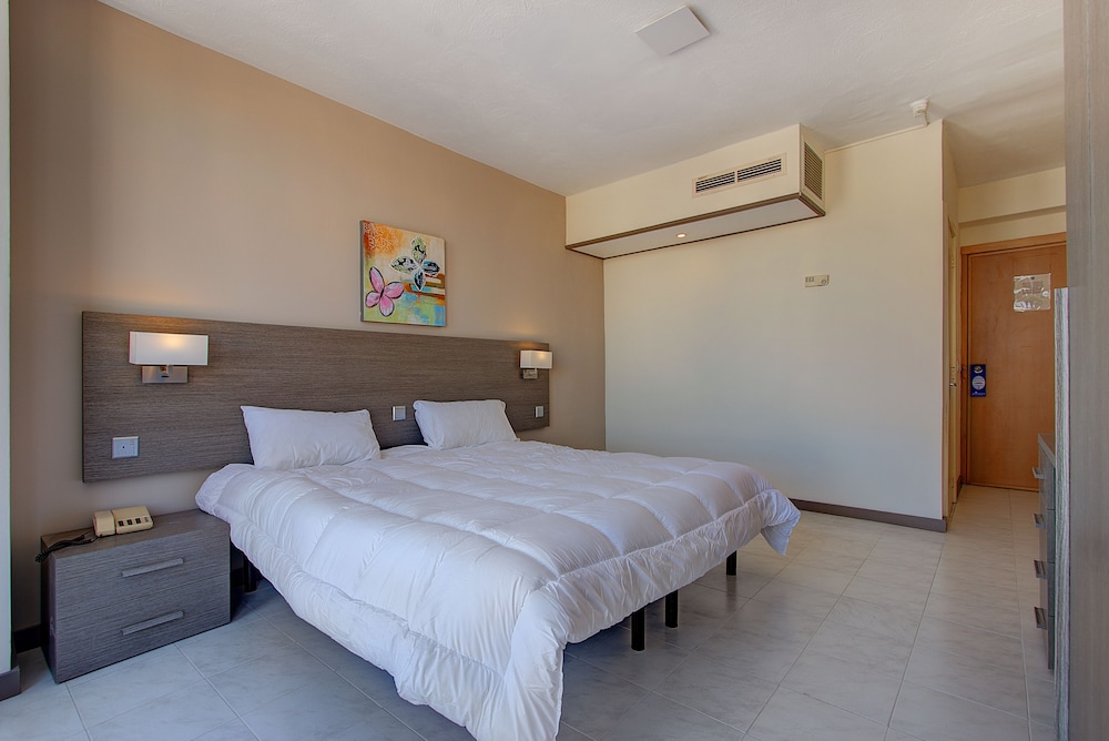 Double or Twin Room, Balcony, City View