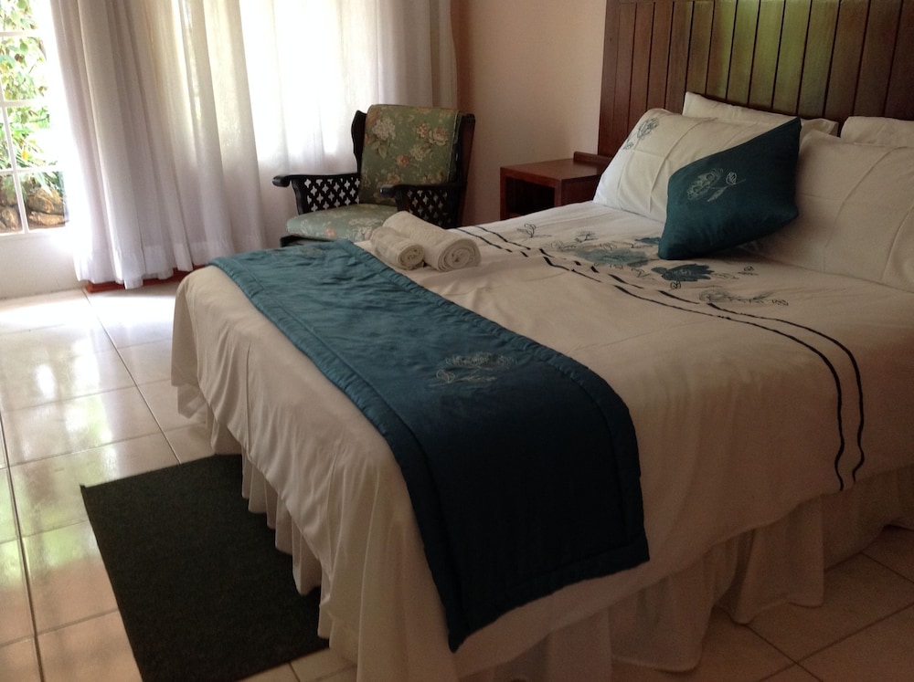 Standard Double Room photo 2