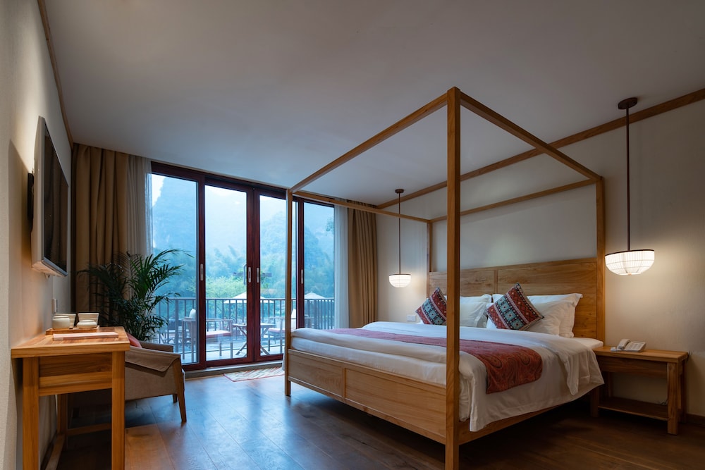 Suite With Balcony, King photo 1