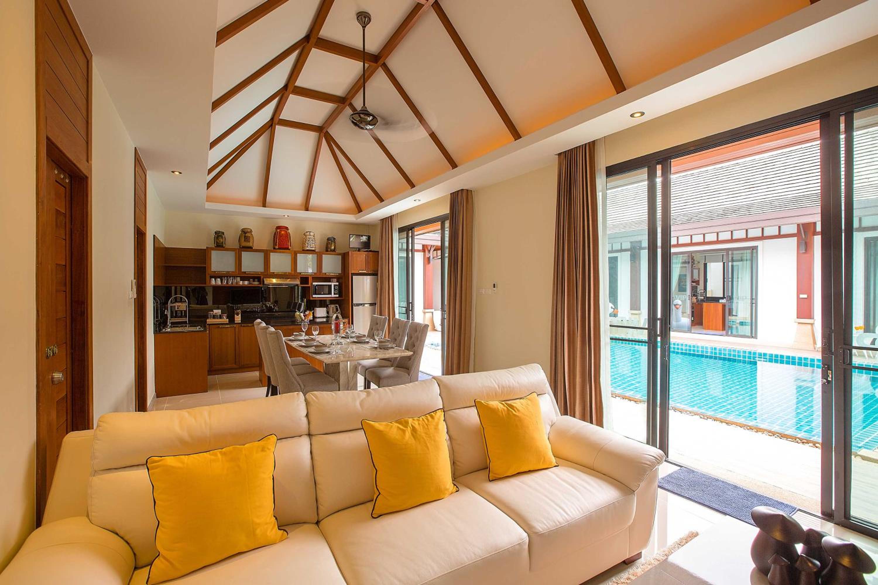 6 Bedroom Pool Villa photo 1