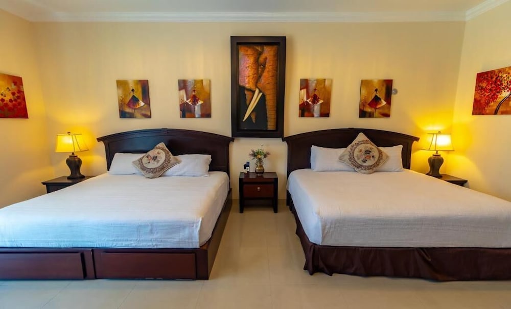 Design Quadruple Room photo 3
