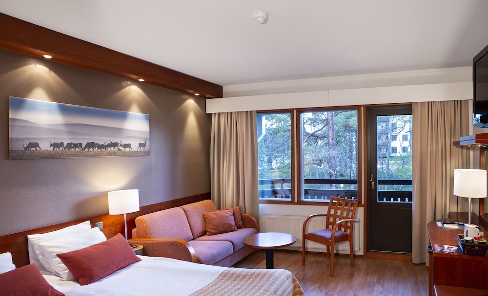 Twin room with sofabed - Photo 1