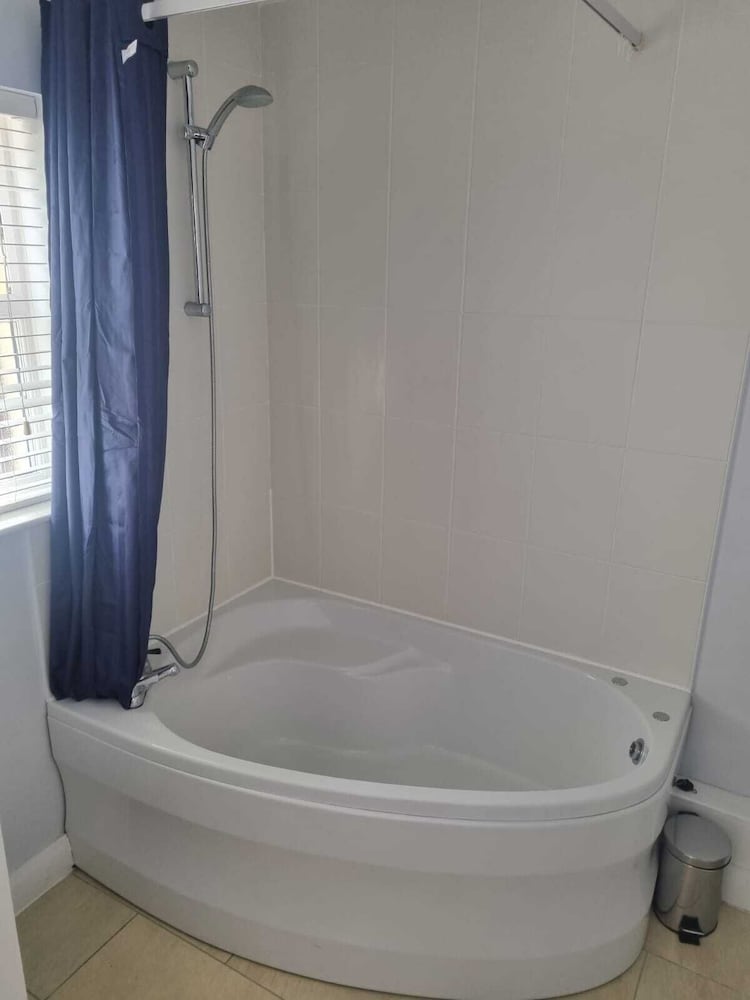 Superior Double Room, Ensuite (Room 7 Double) photo 2