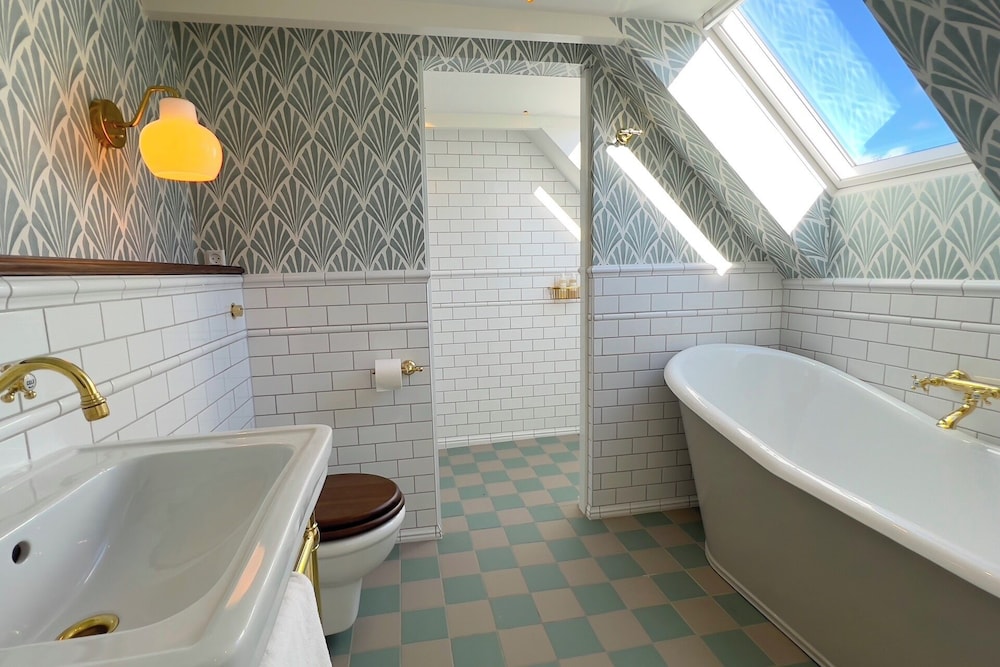 Standard Suite, Ocean View - Photo 2