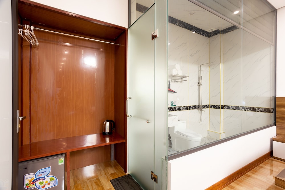 Deluxe Double Room - Photo 9