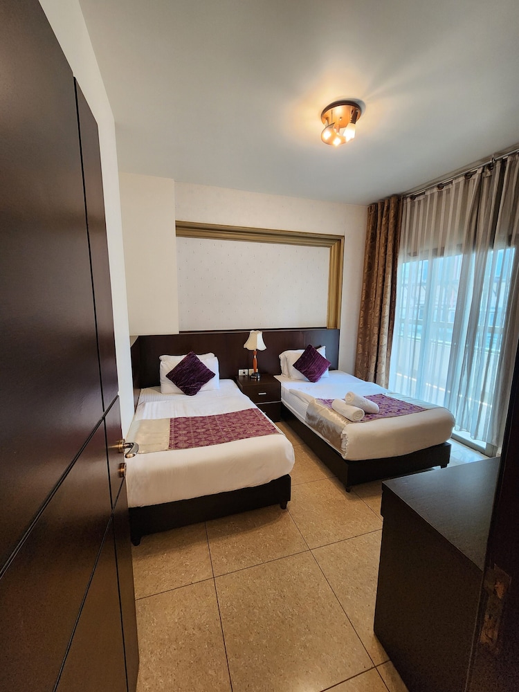 Royal Suite, Kitchenette photo 2
