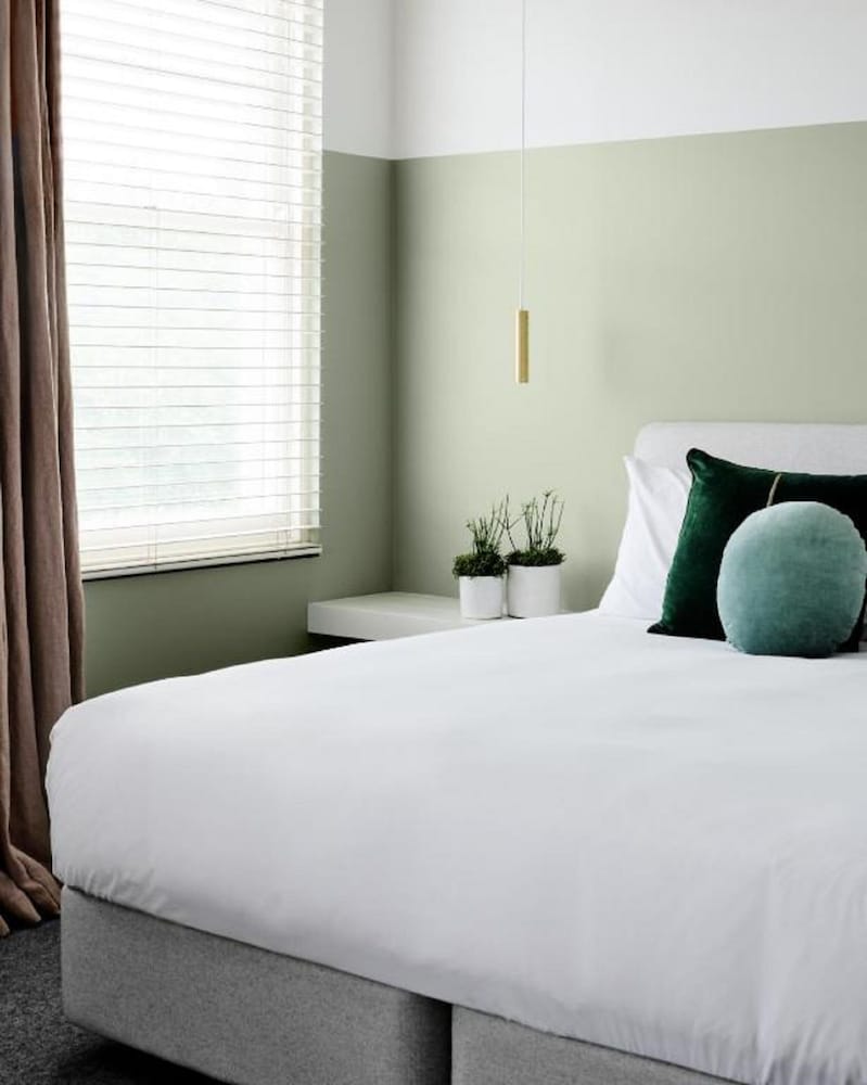 Room (Boutique) - Photo 4