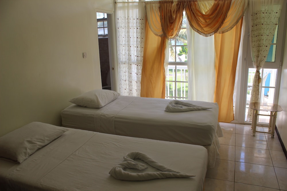Superior Room, Beach View photo 1