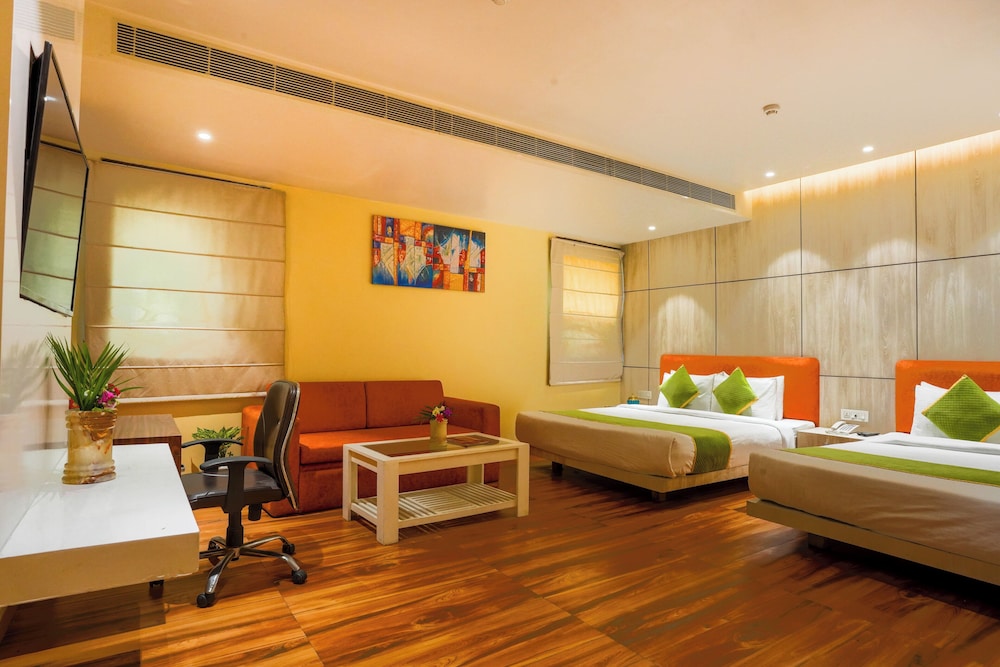 Golden Family City View Suite - Photo 9