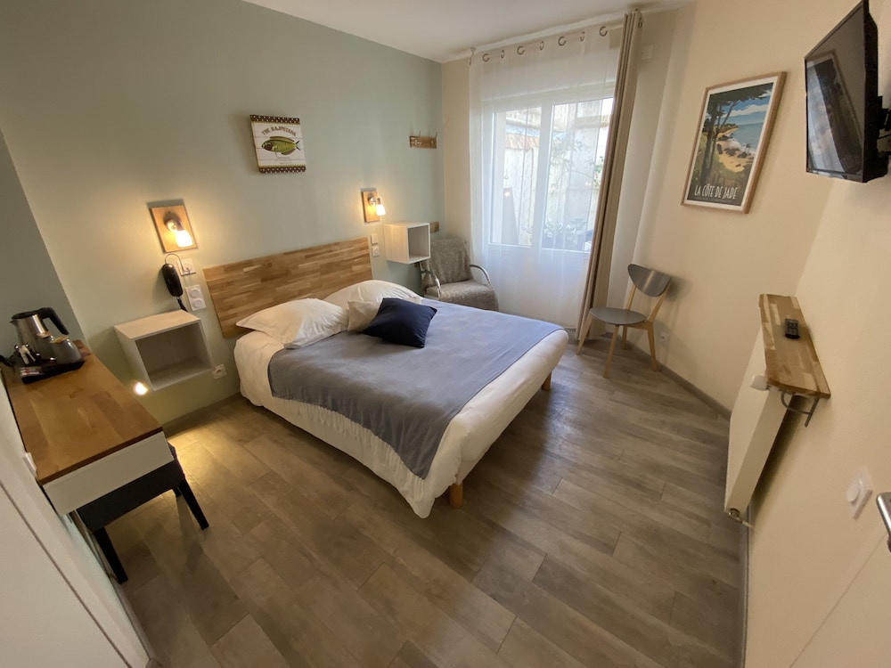 Classic Double Room, Accessible photo 1