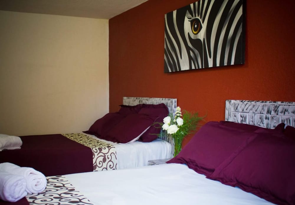 Suite, 2 Double Beds photo 2