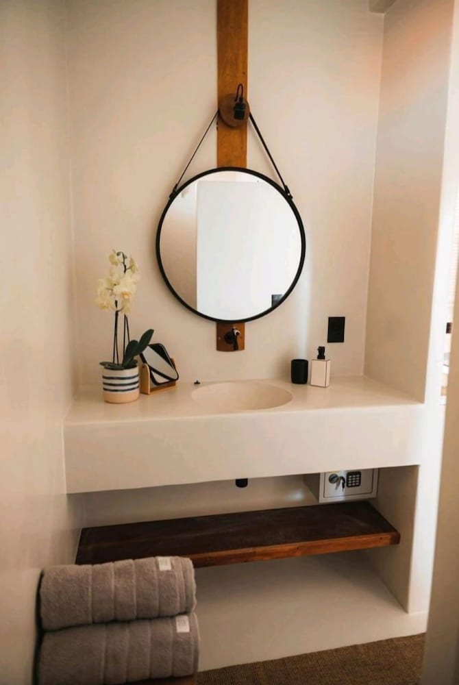 Luxury Double Room, 1 King Bed photo 1