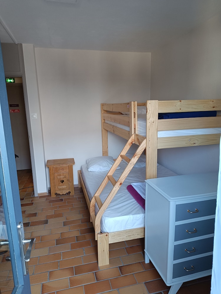 Economy Double Room photo 3