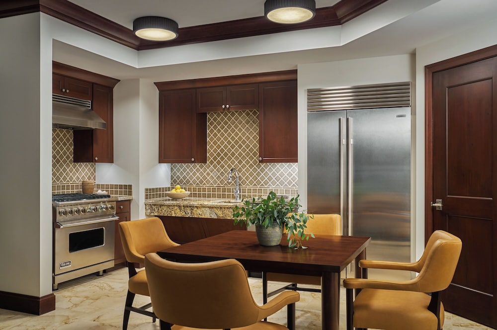 Suite, Resort View - Photo 4