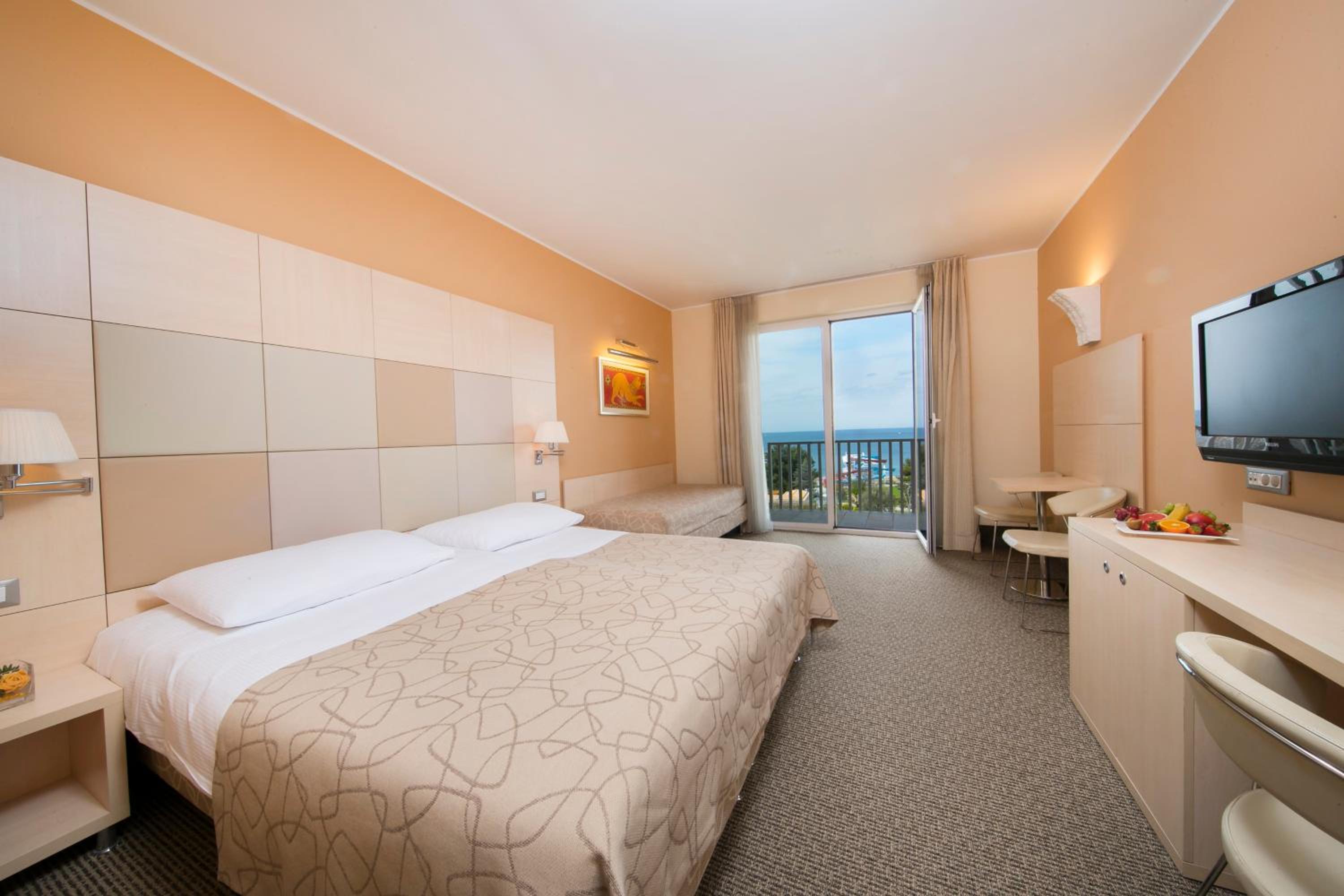 Comfort Twin Room with Balcony