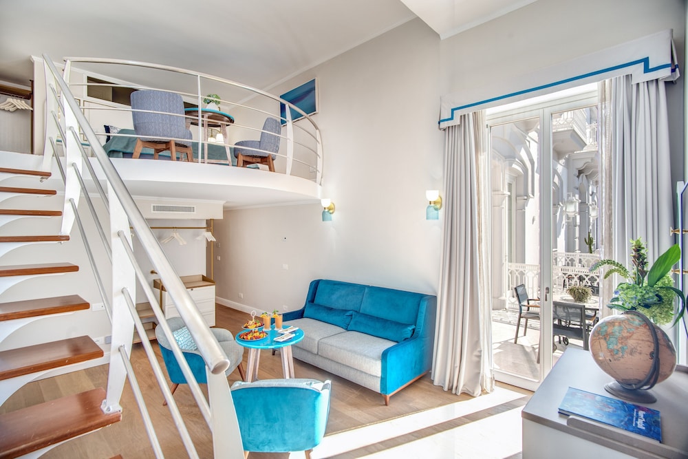 Family Suite, Balcony, Partial Sea View