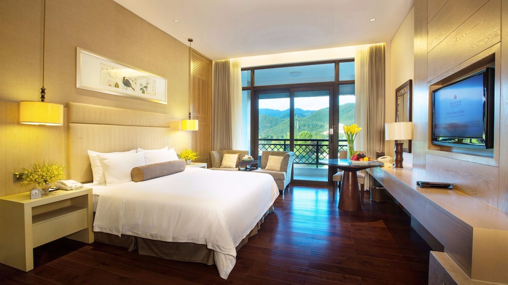 Deluxe Double Room, Lake View photo 1