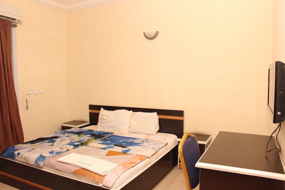 Standard Room photo 3