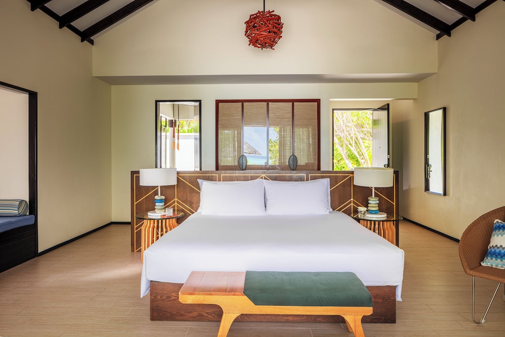 Sunrise Beach Villa photo 1