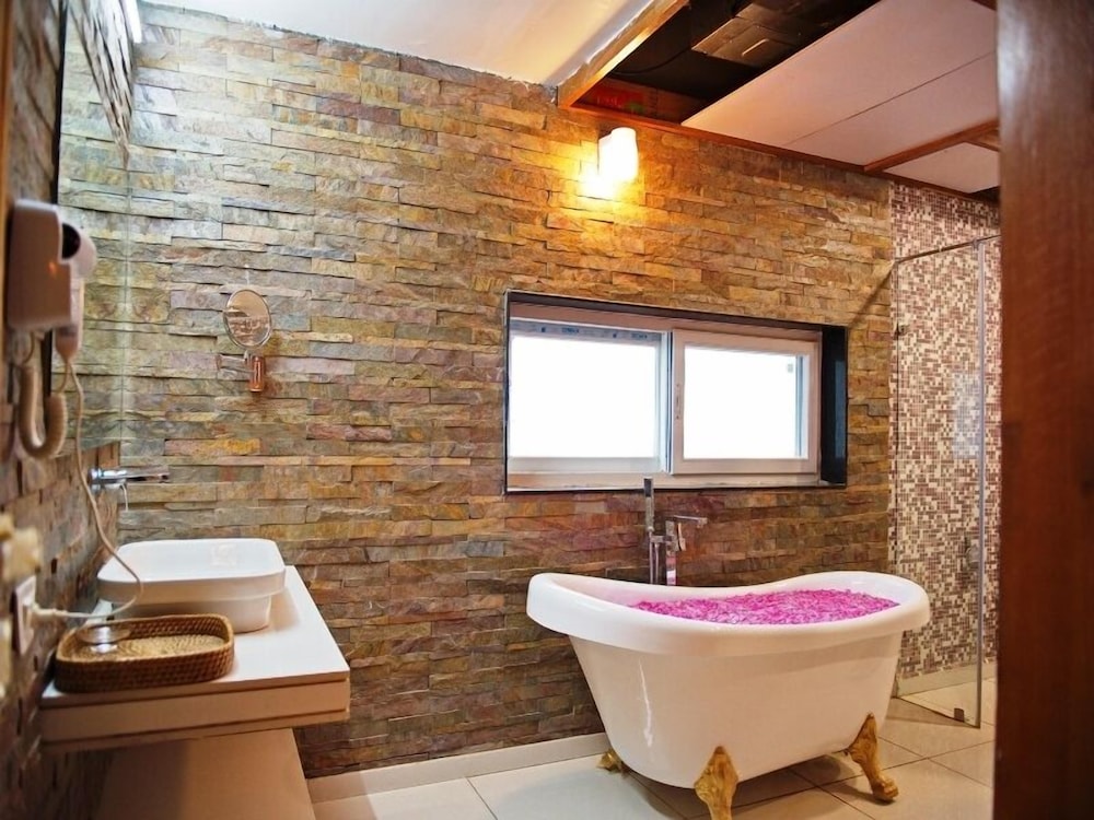 Luxury Cottage (Non Smoking) photo 3