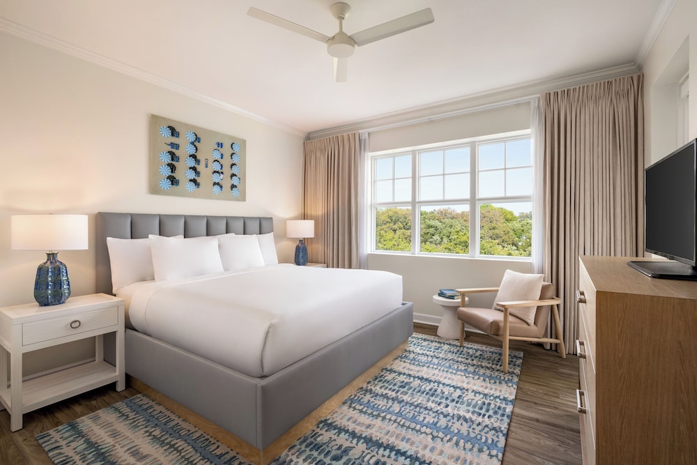 Premier Suite, 2 Bedrooms, Ocean View (Family Residence, 1 King, 2 Queens)