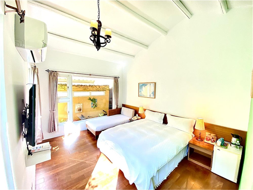 Standard Double Room photo 3