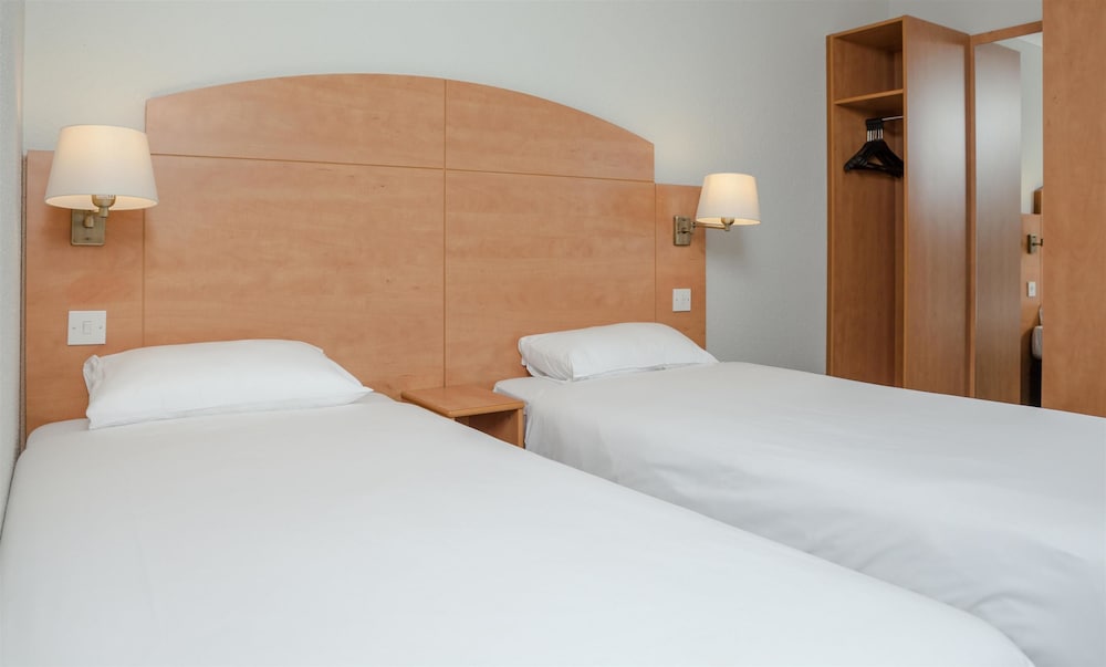Standard Room, 2 Twin Beds