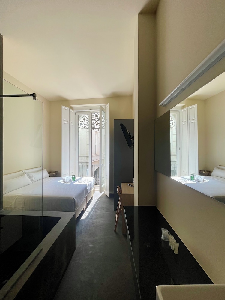 Superior Double Room, City View - Photo 1