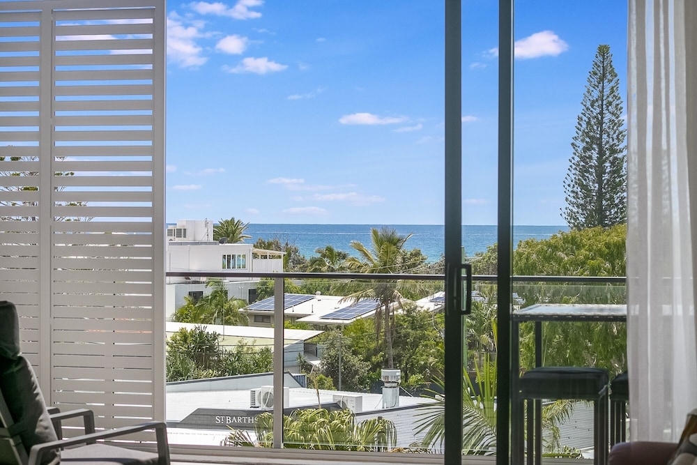 Deluxe Apartment, Balcony, Partial Ocean View photo 2