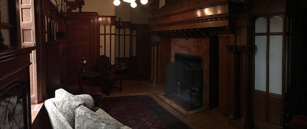 Suite, 1 King Bed, Fireplace (Wilhelm Suite) photo 2