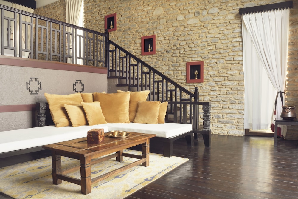 Chalet (Pavilions) photo 2