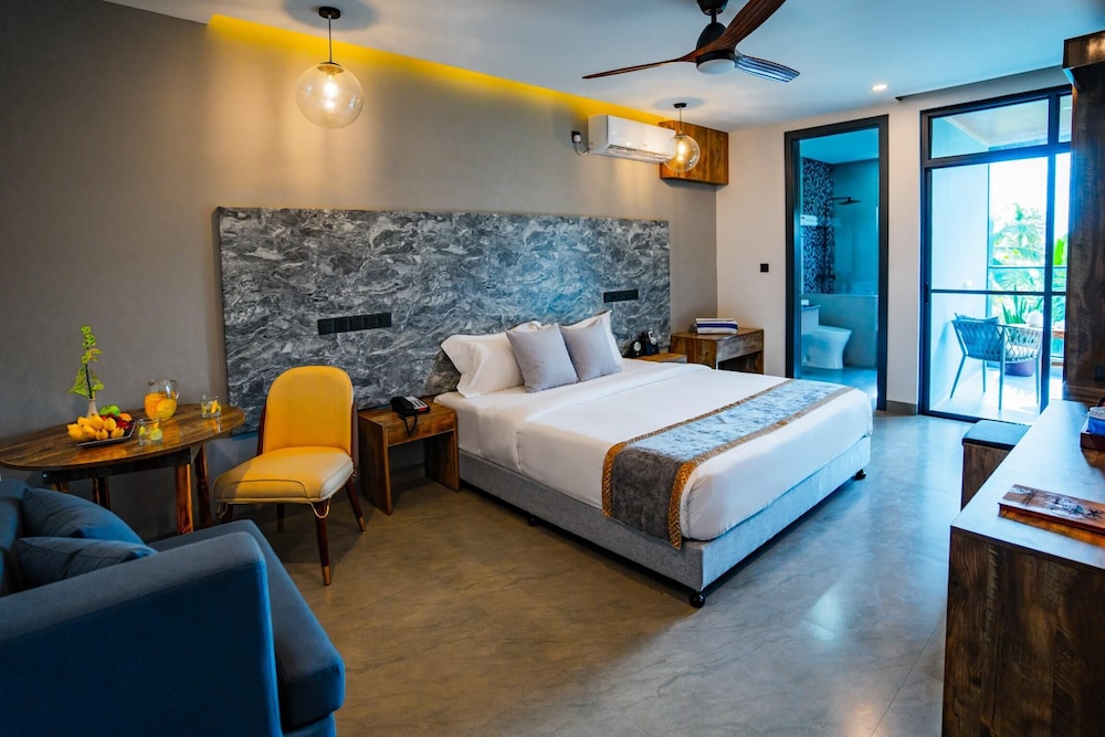 Deluxe Room - Photo 6