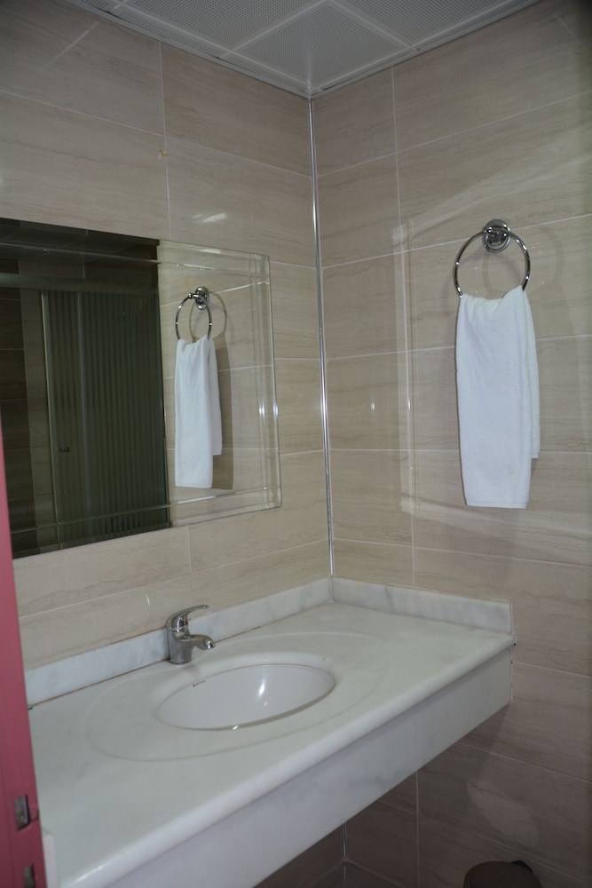 Standard Triple Room photo 2
