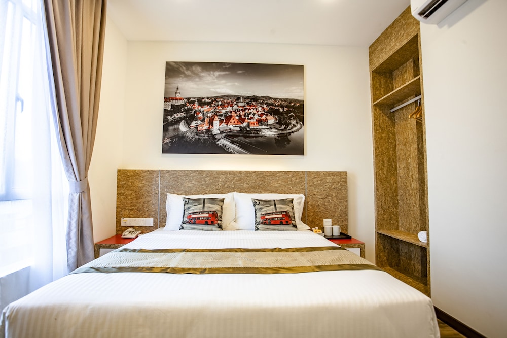 Standard Room (With Window) photo 2