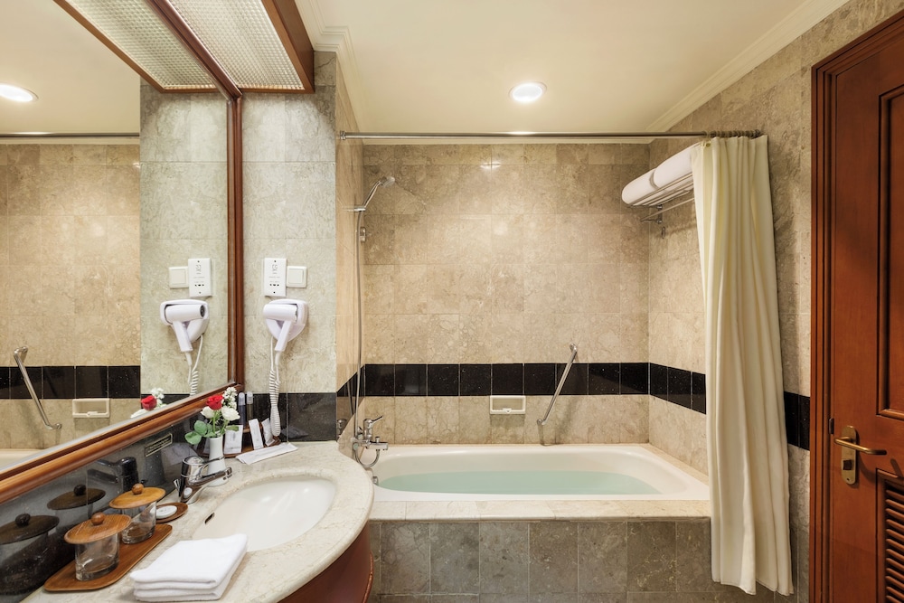 Deluxe Twin Room photo 2