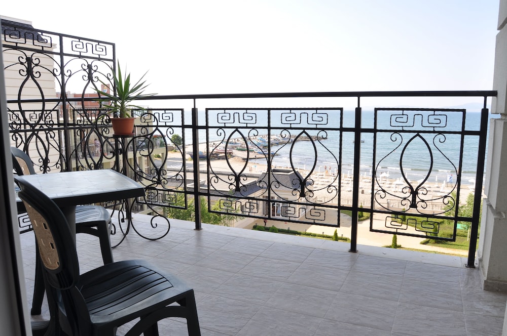 Classic Room, Sea View - Photo 10