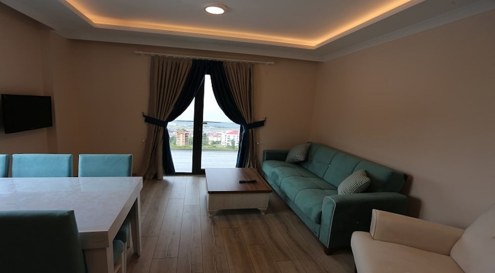 Apartment, 3 Bedrooms, Sea View