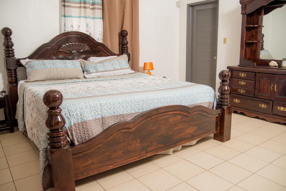 Villa photo 3