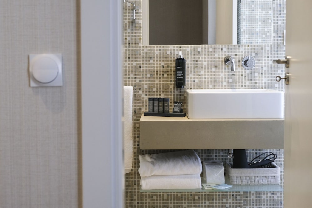 The Leaf Boutique Hotel - Photo 36