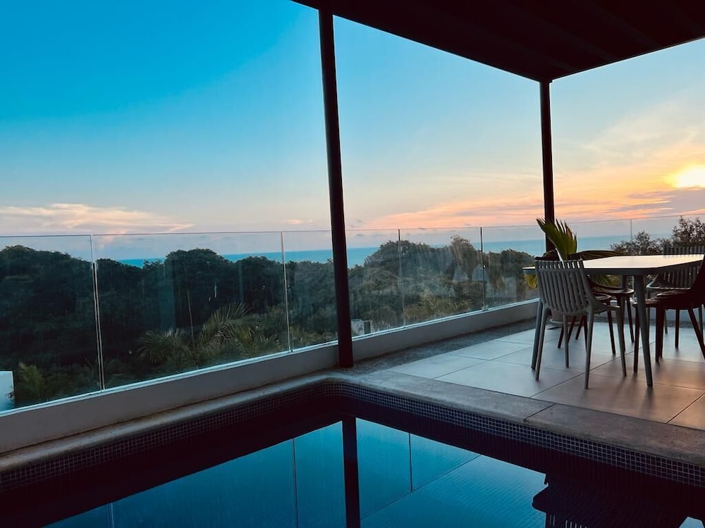 Deluxe Apartment, 3 Bedrooms, Sea View